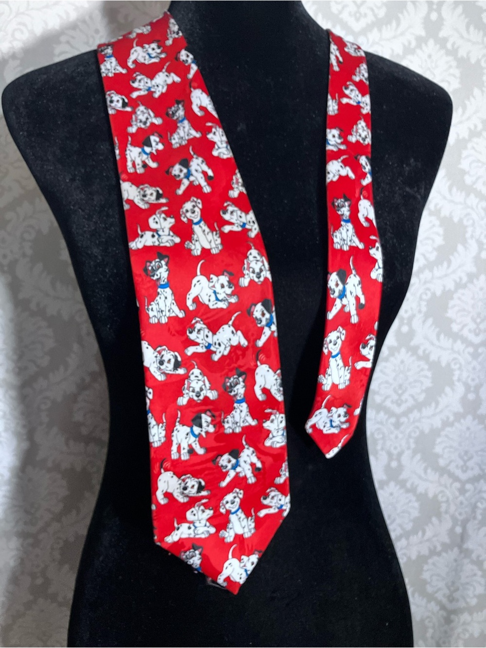 Disney 1001 Dalmatians Tie